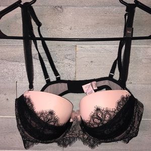 New with tag Victoria secret push up